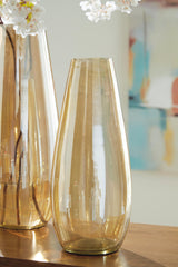 Rhettman Vase - A2900005