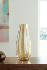Rhettman Vase - A2900005
