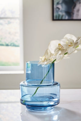 Bealen Vase - A2900012