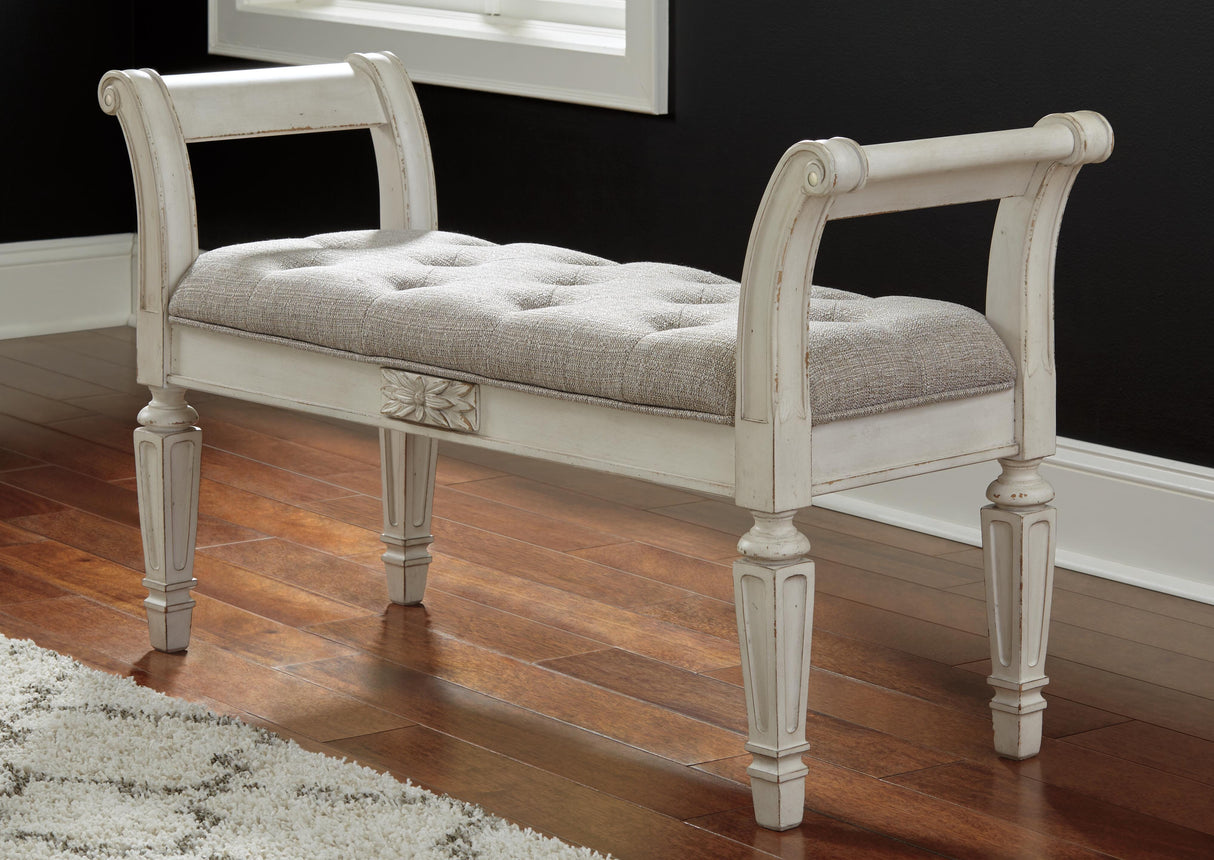 Realyn Accent Bench - A3000157