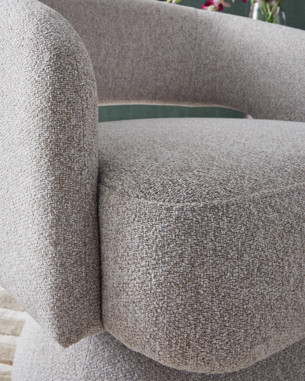 Nashkins Swivel Accent Chair - A3000757