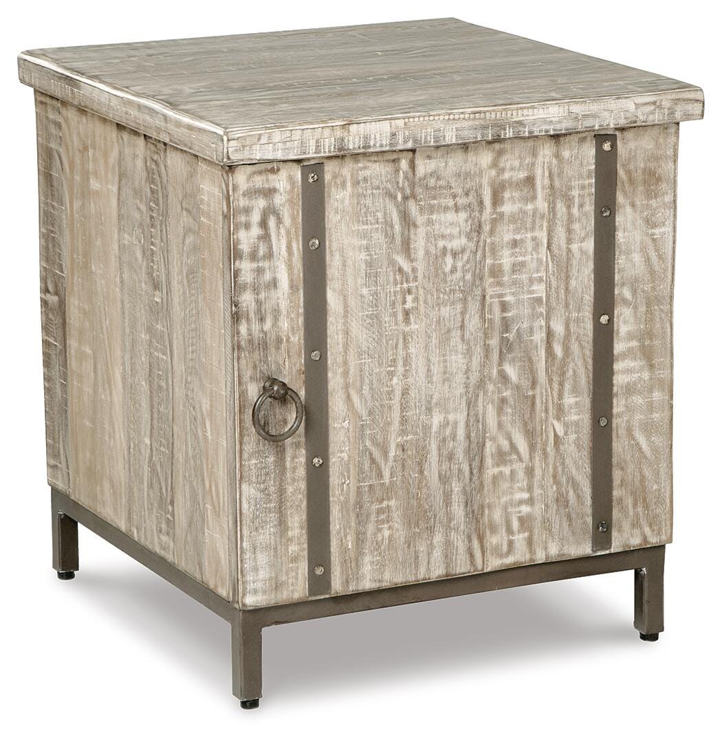 Laddford Accent Cabinet - A4000506