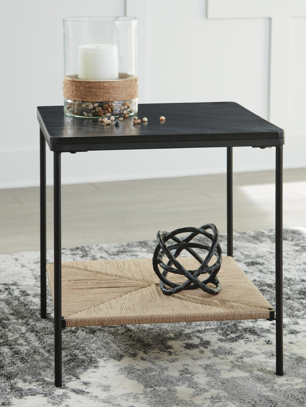 Minrich Accent Table - A4000591