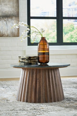 Ceilby Accent Coffee Table - A4000601