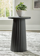 ZBENCH   A4000603   CEILBY   ACCENT   TABLE - A4000603