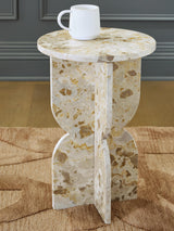 Treygan Accent Table - A4000647