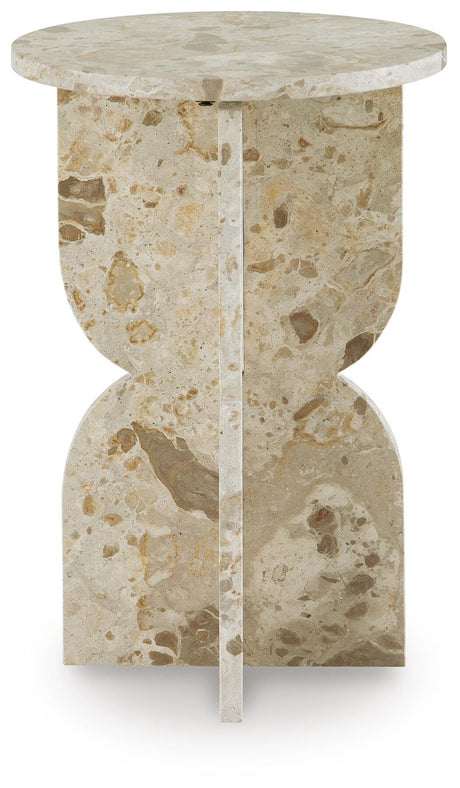 Treygan Accent Table - A4000647