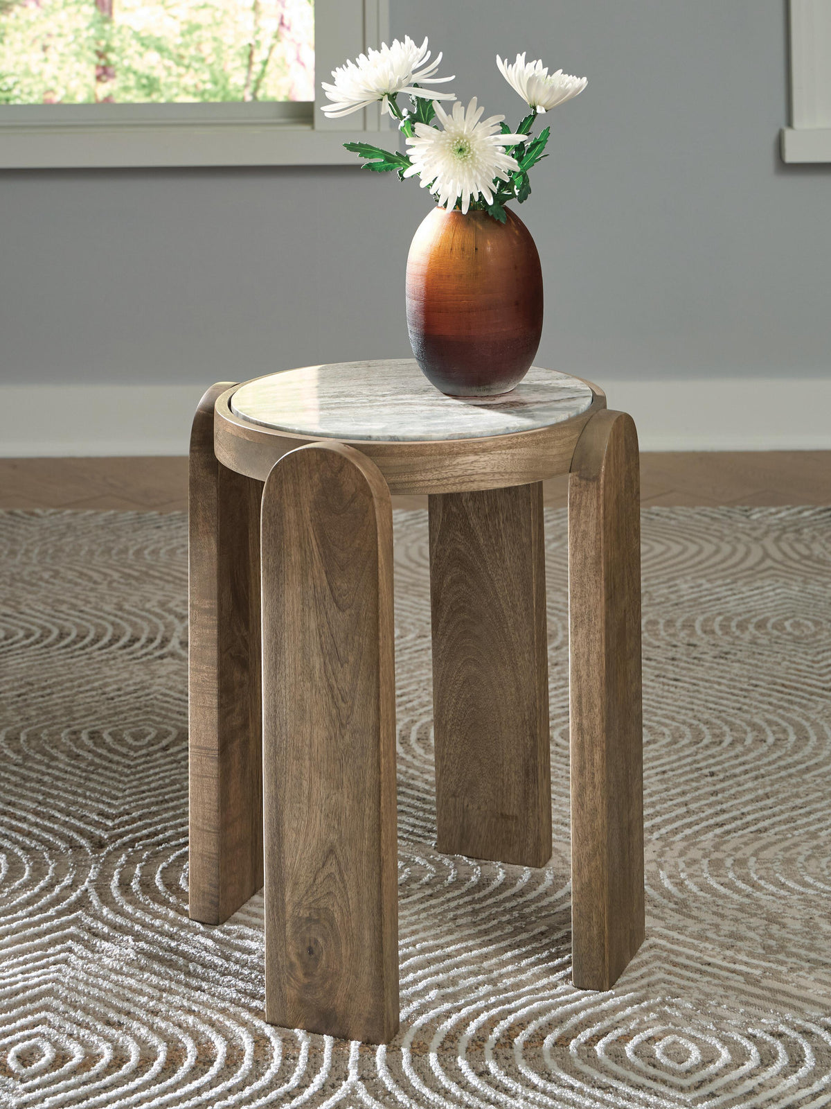 Gavrilley Accent Table - A4000722