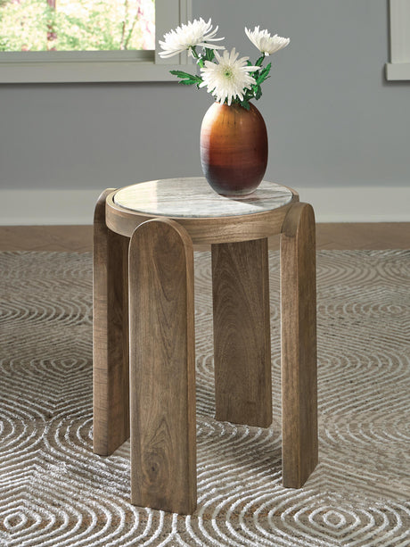 Gavrilley Accent Table - A4000722
