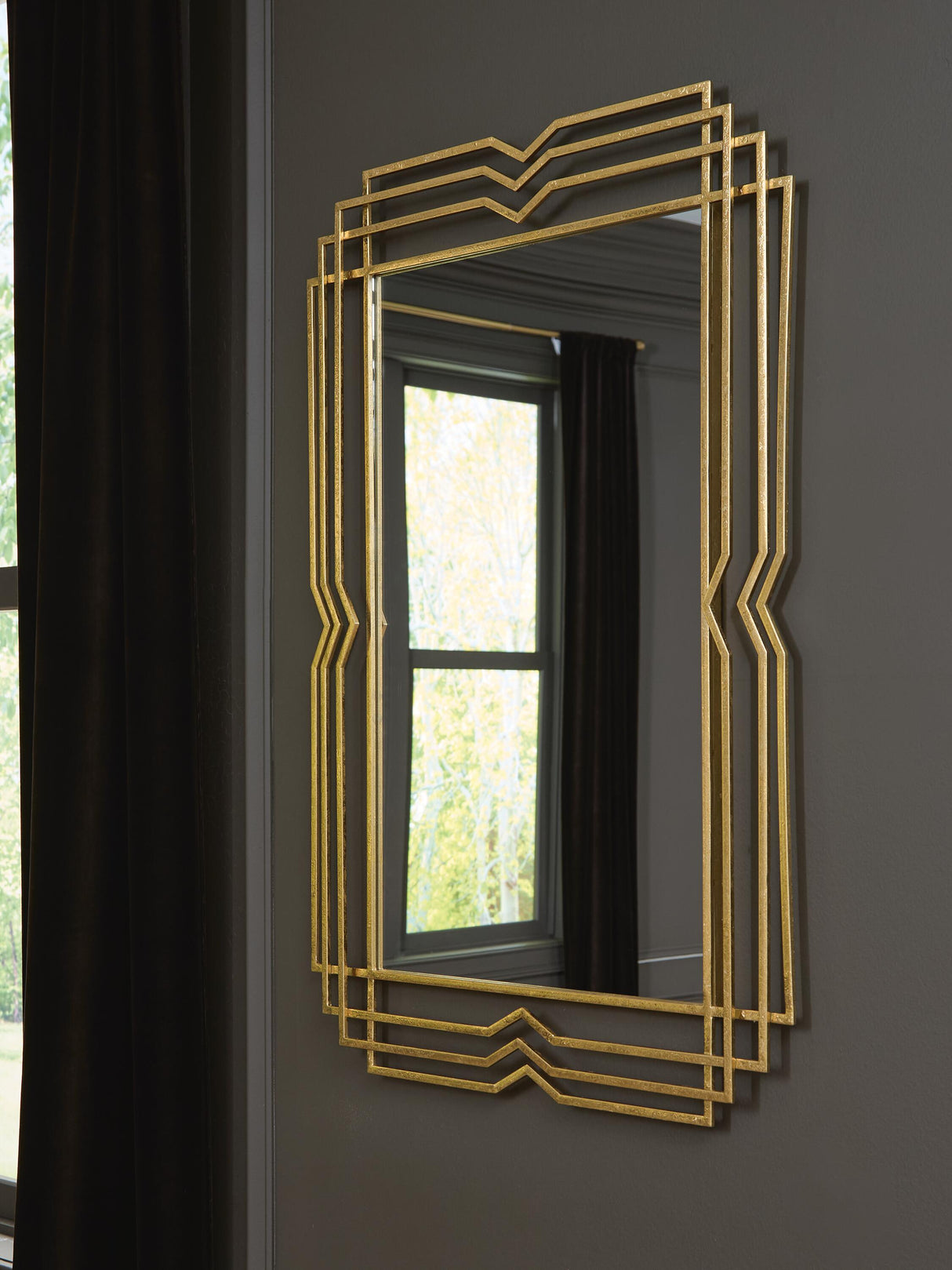 Claybrook Accent Mirror - A8010349