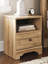 Aleaport King Panel Bed, Dresser, Mirror and Nightstand - PCB1075B10