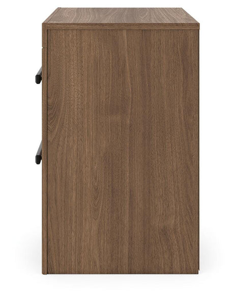 Broachmyn Nightstand - PCB1116-92