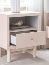Wistenpine Nightstand - B1323-91
