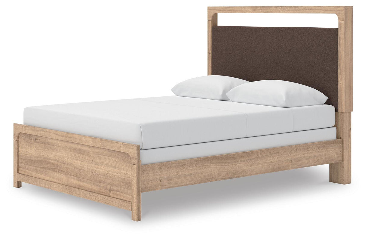 Kinlanni Queen Panel Bed, Dresser, Mirror and Nightstand - PCB1360B17