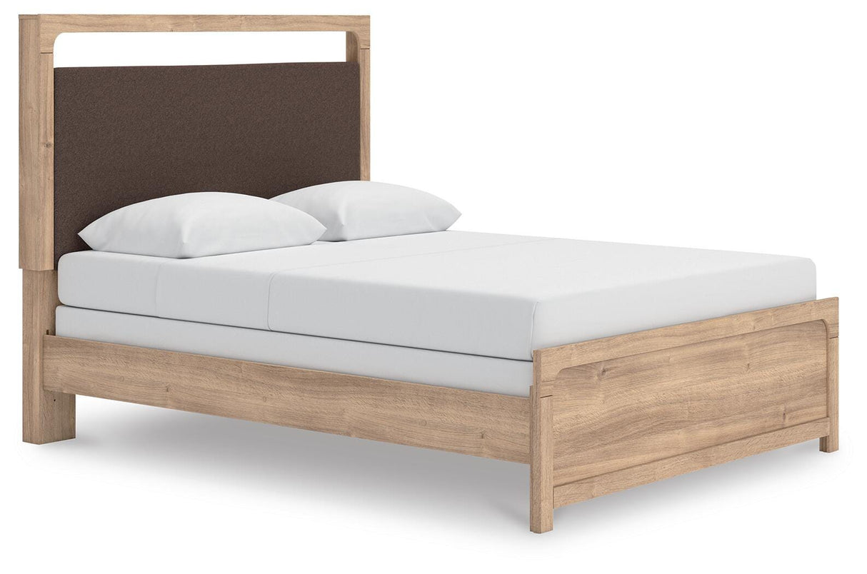 Kinlanni Queen Panel Bed, Dresser, Mirror and Nightstand - PCB1360B17