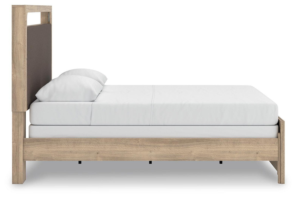 Kinlanni Queen Panel Bed, Dresser, Mirror and Nightstand - PCB1360B17