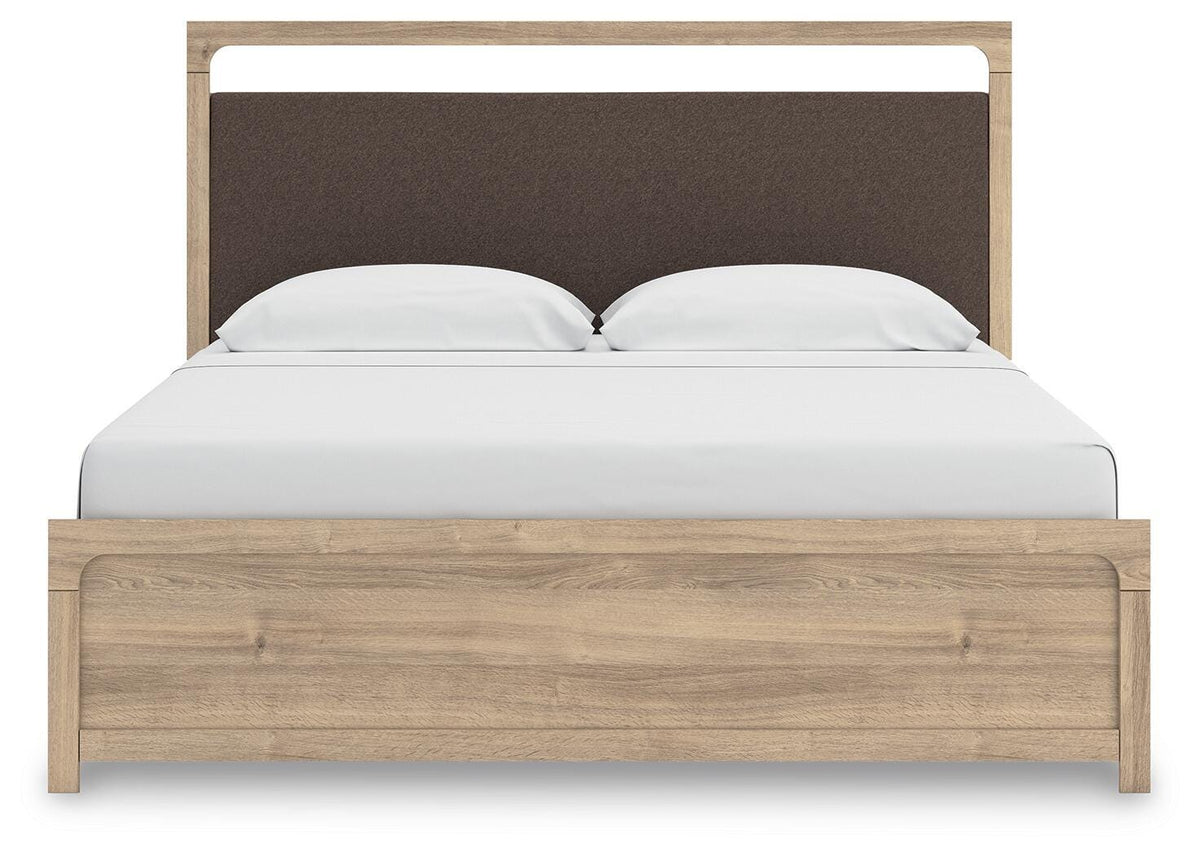 Kinlanni King Upholstered Platform Bed - PCB1360B16