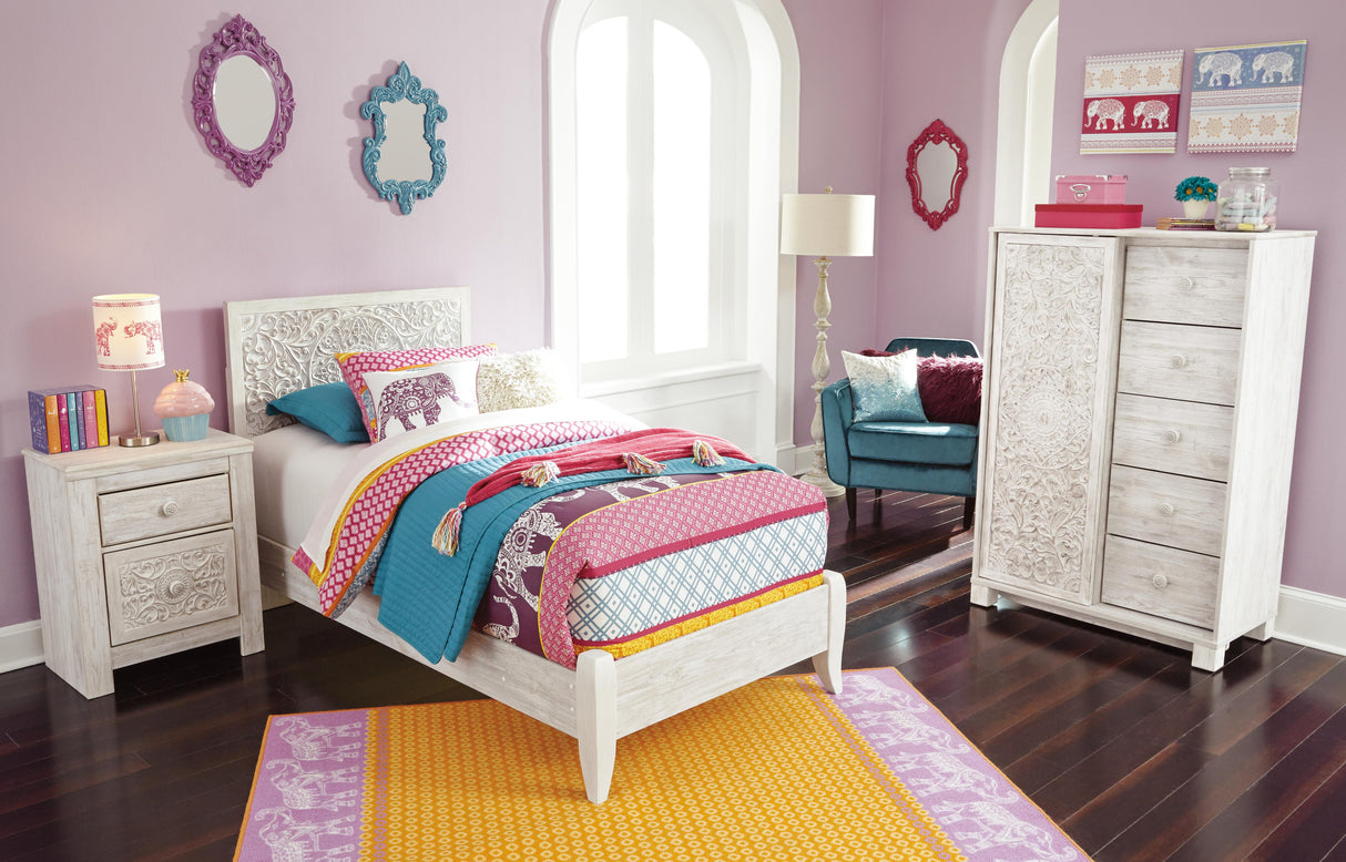 Paxberry Nightstand - B181-92