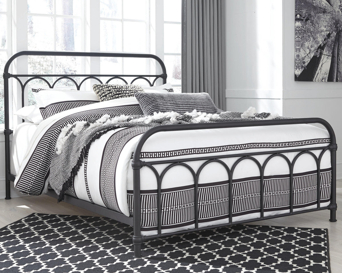 Nashburg Queen Metal Bed - B280-681