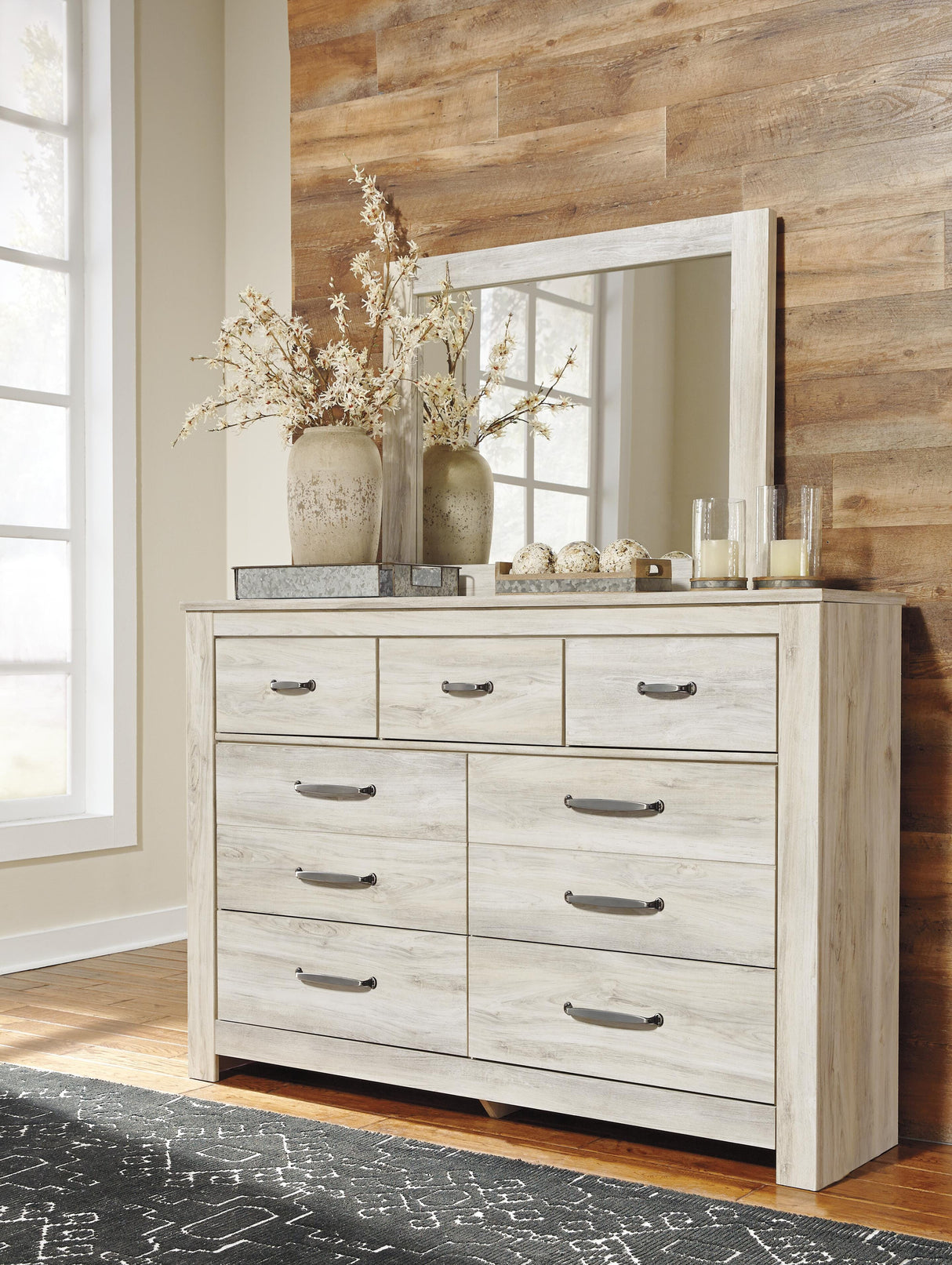 Bellaby Dresser - B331-31