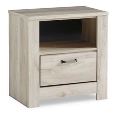 Bellaby Queen Crossbuck Panel Bed, Dresser, Mirror and 2 Nightstands - B331B13