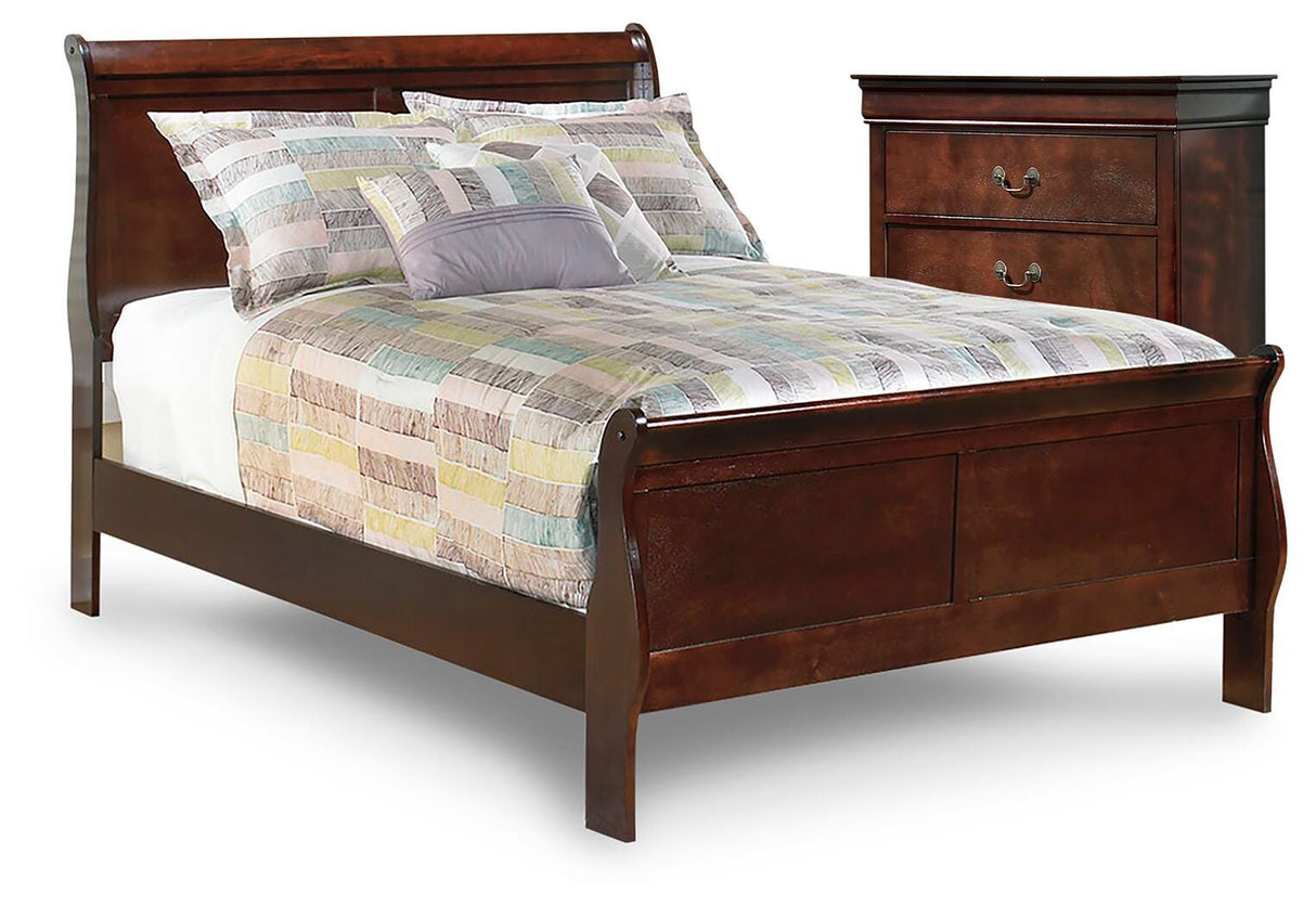 Alisdair Full Sleigh Bed and Chest - B376B34