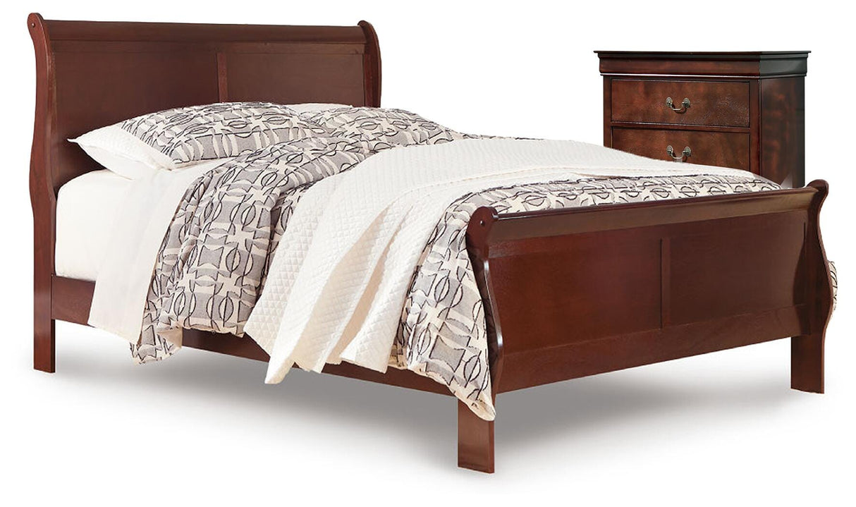 Alisdair King Sleigh Bed and Chest - B376B31
