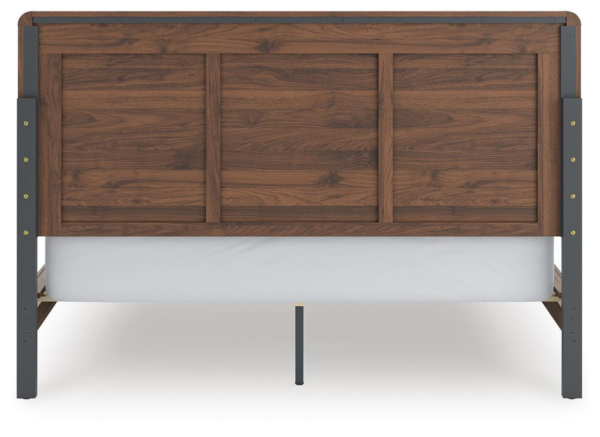 Fortlorn California King Panel Bed - PCB386B5