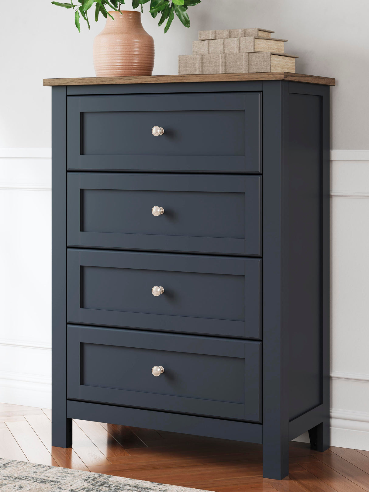Landocken Chest of Drawers - B414-45