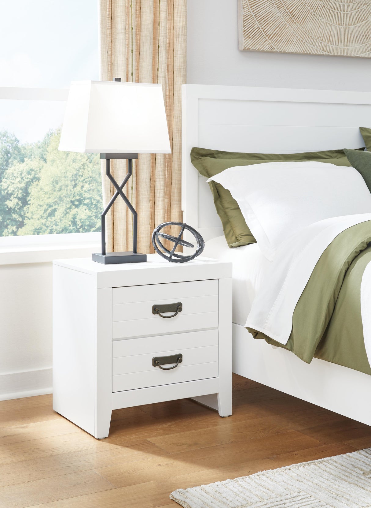 Binterglen Nightstand - B427-92