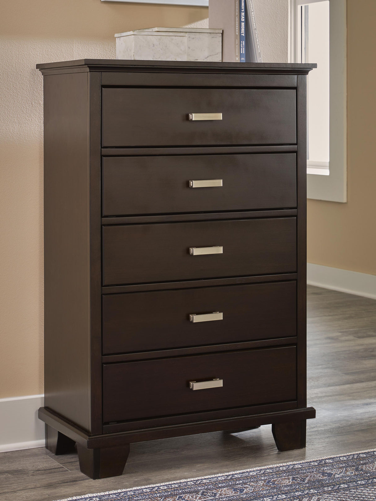 Covetown Chest of Drawers - B441-46