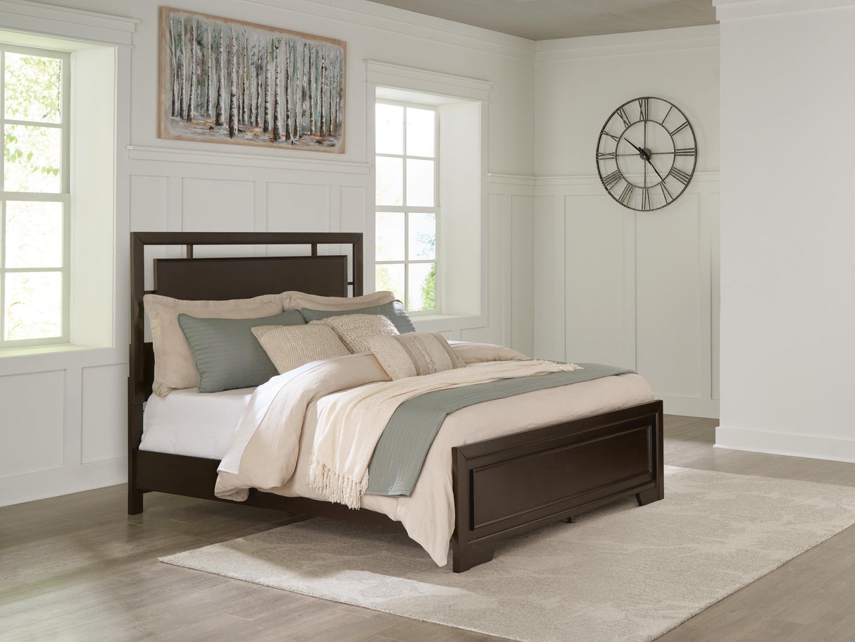 Covetown Queen Panel Bed - B441B6