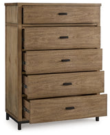 Tomtyn Chest of Drawers - B622-46