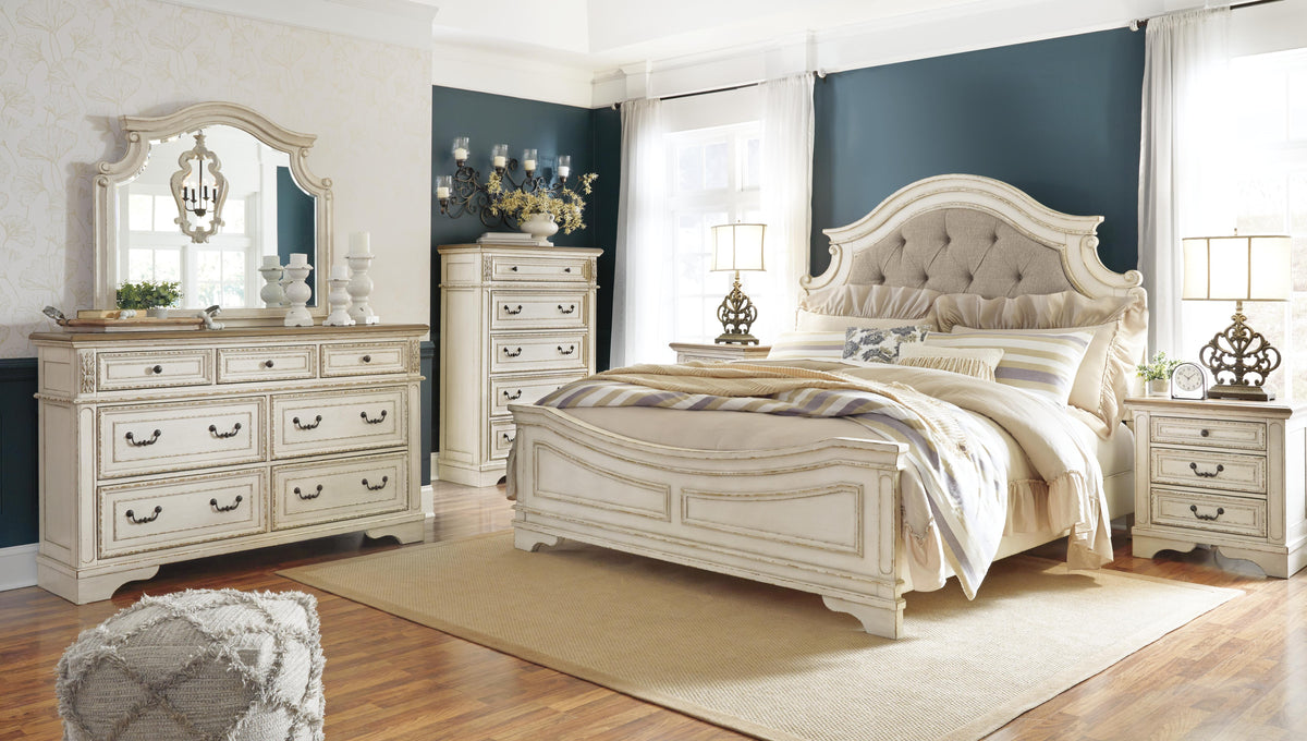 Realyn King Upholstered Panel Bed, Dresser and Mirror - B743B52