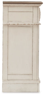 Realyn Dresser and 2 Nightstands - B743B39