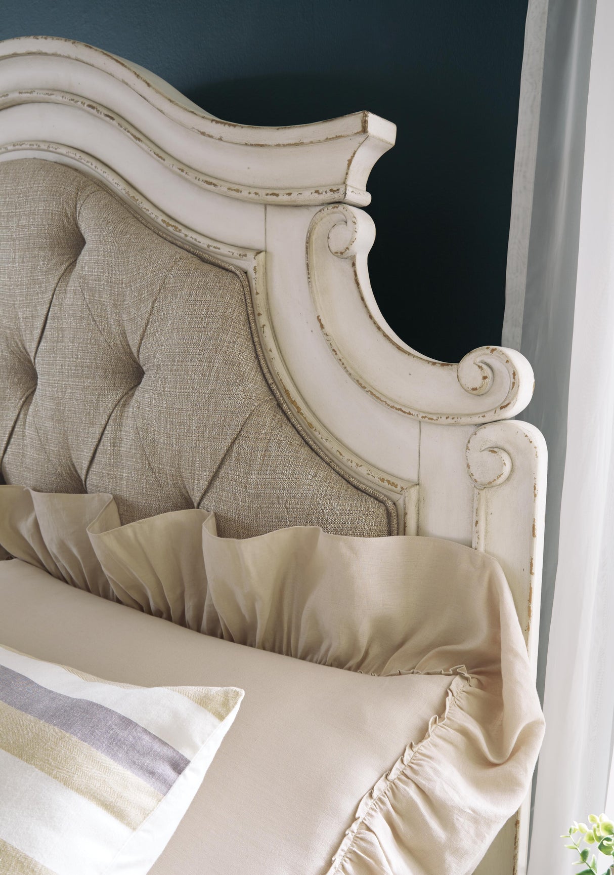 Realyn King Upholstered Panel Bed, Dresser, Mirror and Nightstand - B743B33