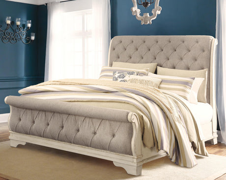 Realyn Queen Upholstered Sleigh Bed and Chest - B743B29
