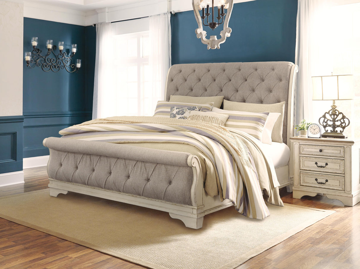Realyn California King Sleigh Bed - B743B10