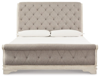 Realyn Queen Upholstered Sleigh Bed and Chest - B743B29