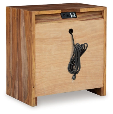 Dressonni Nightstand - B790-92