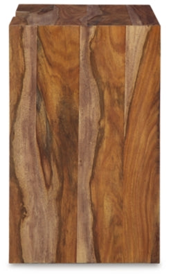 Dressonni Nightstand - B790-92