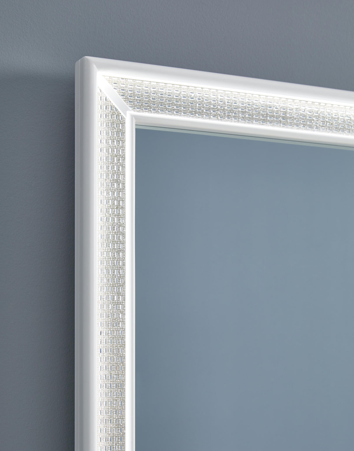 Chalanna Vanity with Mirror - B822B7