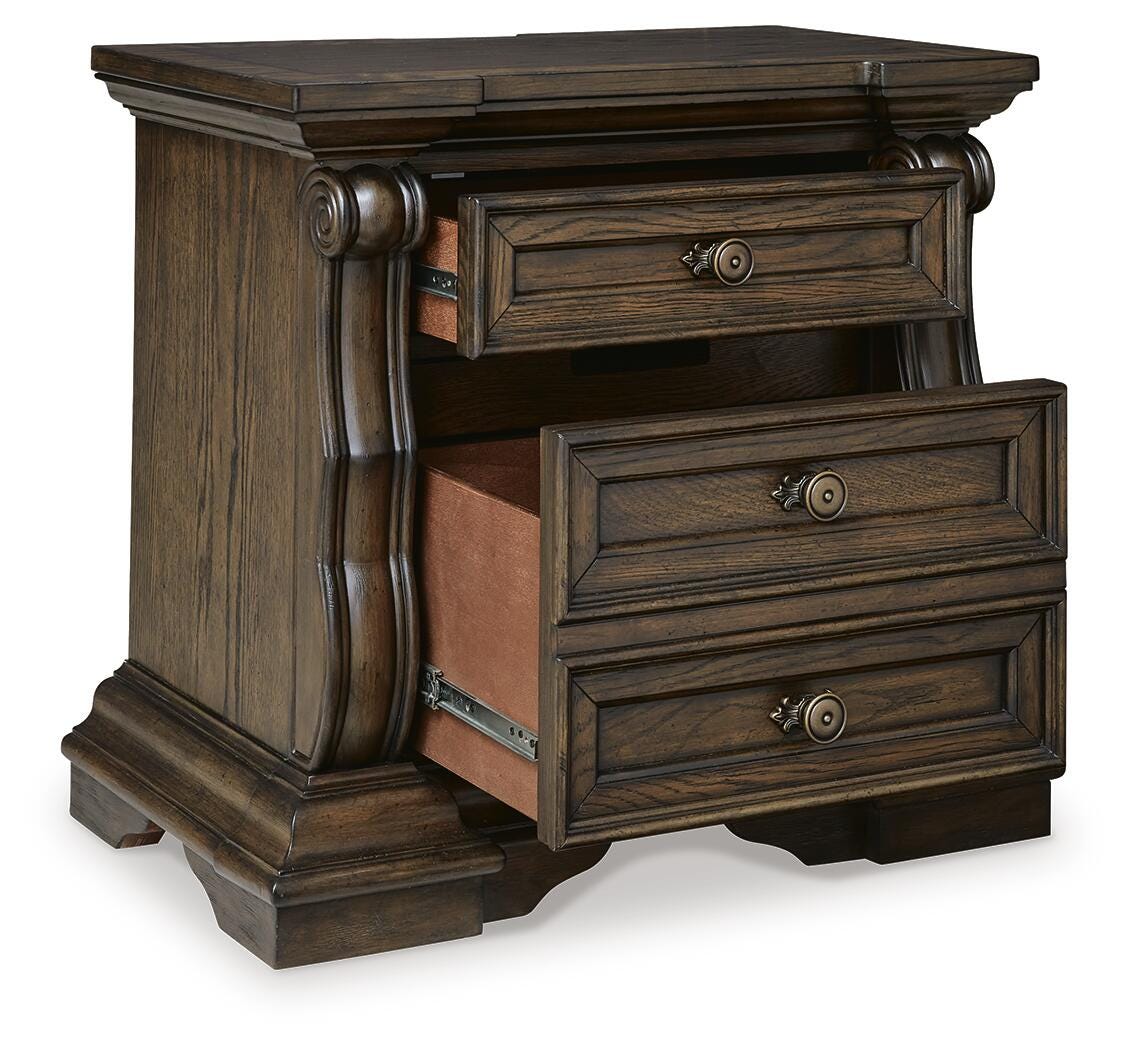 Maylee King Upholstered Panel Bed, Chest and 2 Nightstands - B947B19