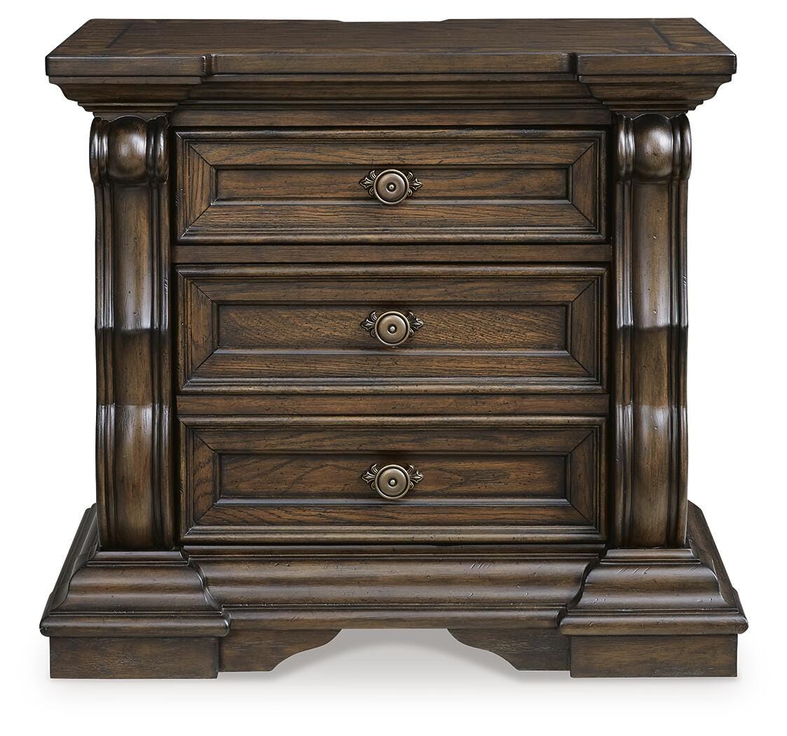 Maylee California King Panel Bed, Dresser, Mirror and Nightstand - B947B17