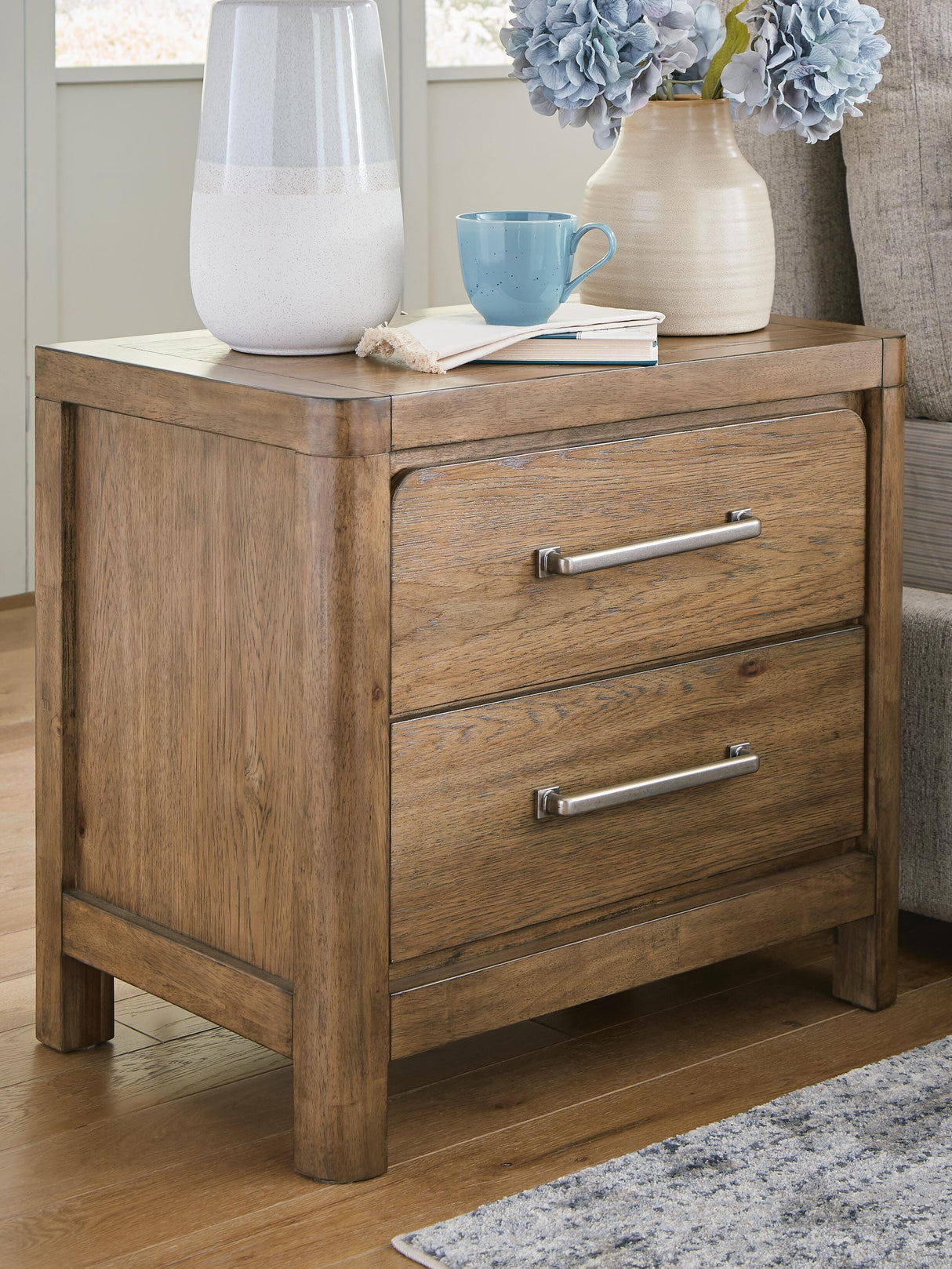 Cabalynn King Upholstered Bed, Dresser, Mirror and Nightstand - B974B14