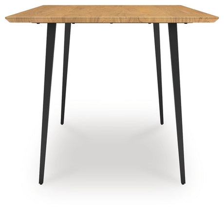Gretlynn Dining Table and 6 Chairs - D501D4