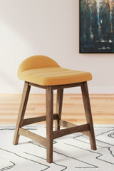 Lyncott Counter Height Bar Stool - D615-424