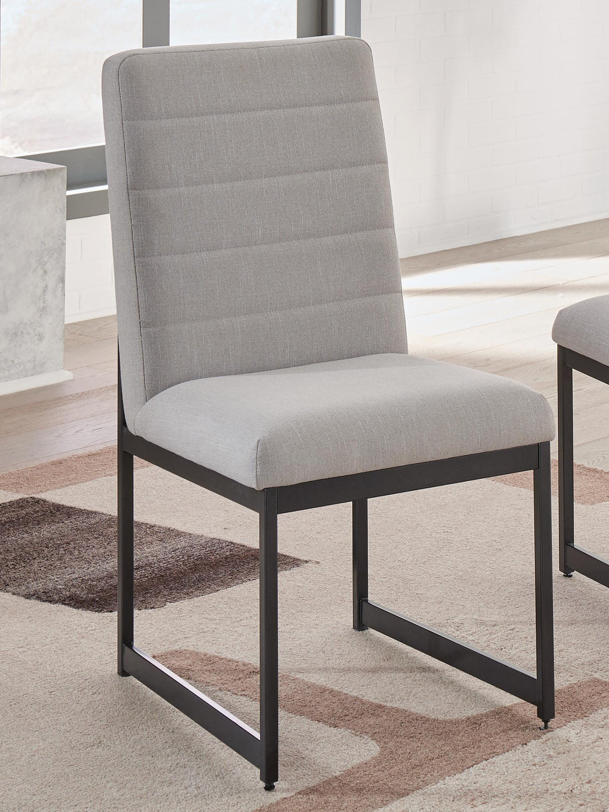 Tomtyn Extension Dining Table and 8 Chairs - D622D3