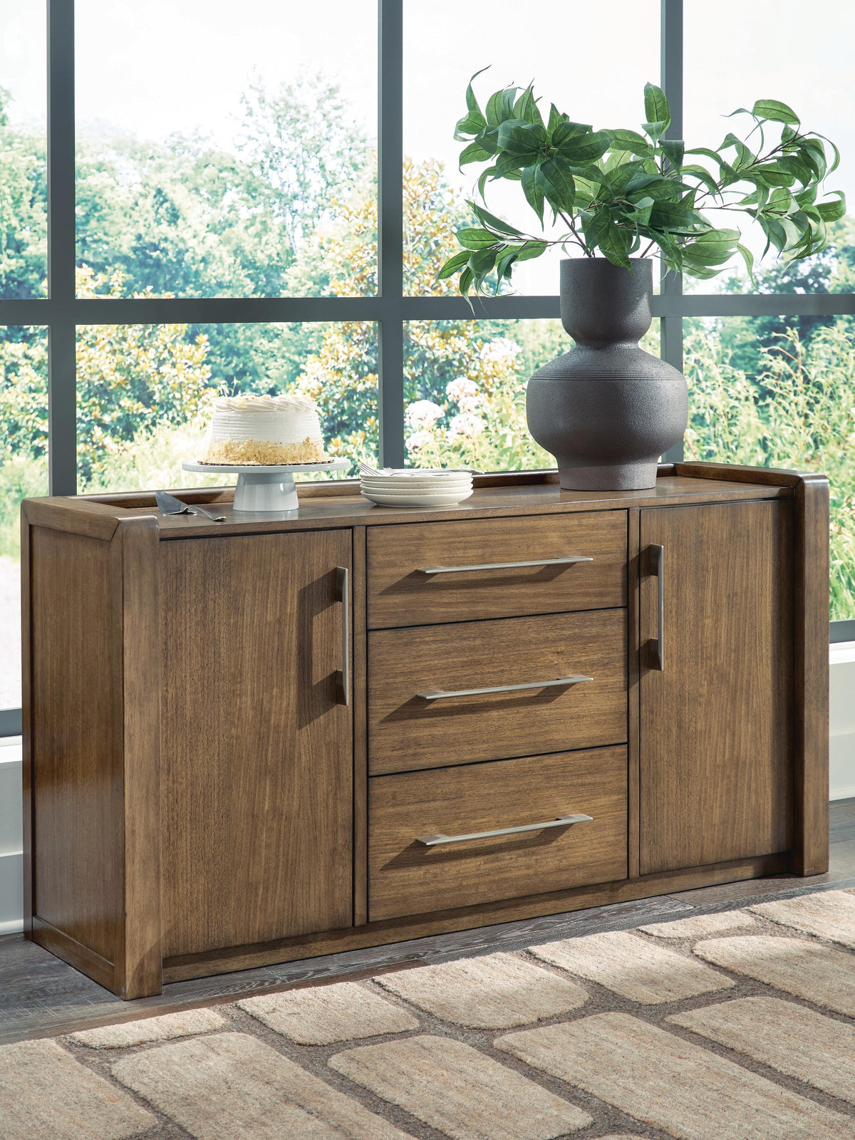 Marxmore Dining Server - D863-60