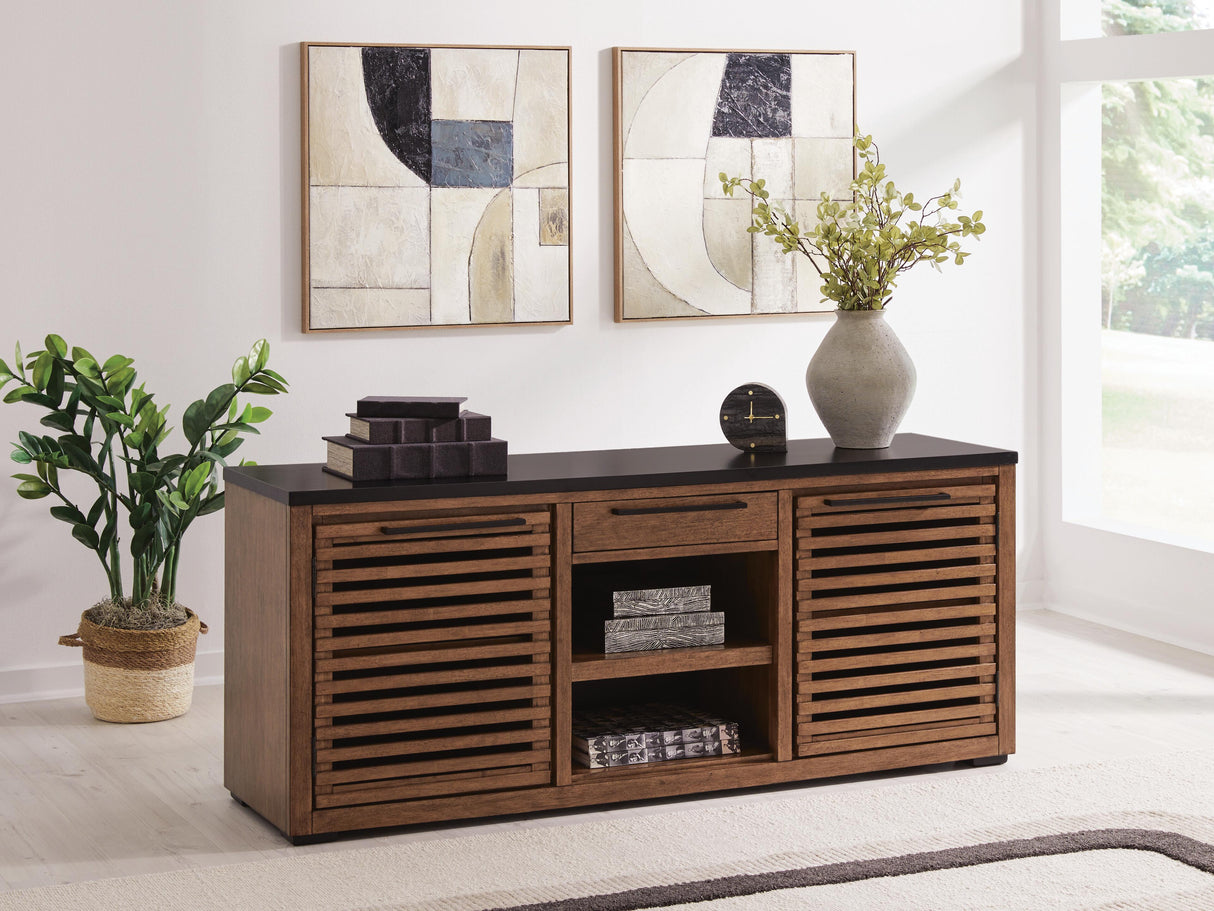 Kallari Credenza - H737-60